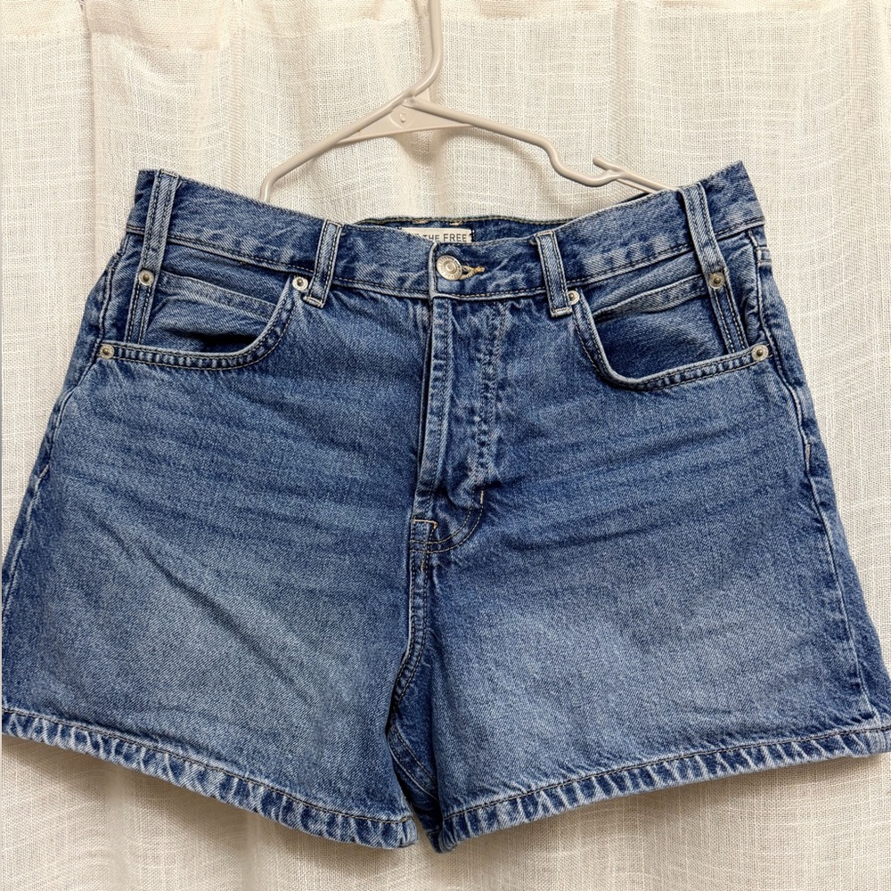 Free people tippi denim shorts size 27
